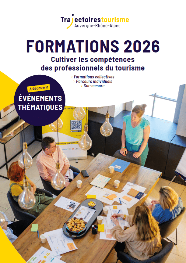 Couverture du catalogue Trajectoires Tourisme